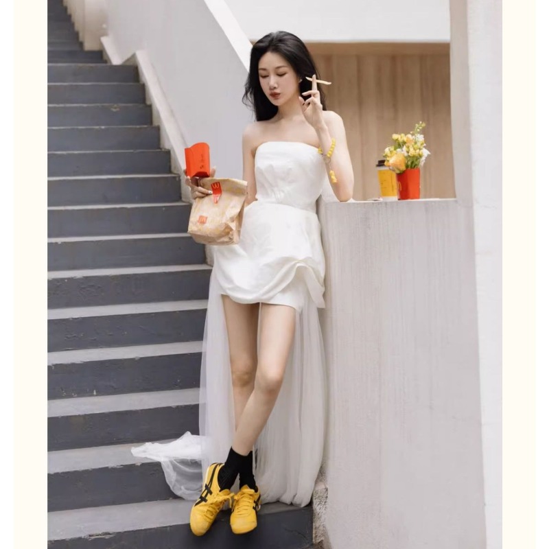 French White Strapless Morning - Photography Lighting recension och pris